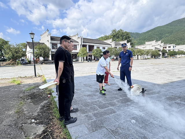 零陵消防“送課上門”筑牢周家大院安全防火墻