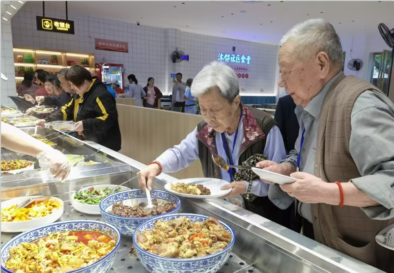 零陵：建設(shè) “老年食堂” 暖了老人心 提升民生幸福感