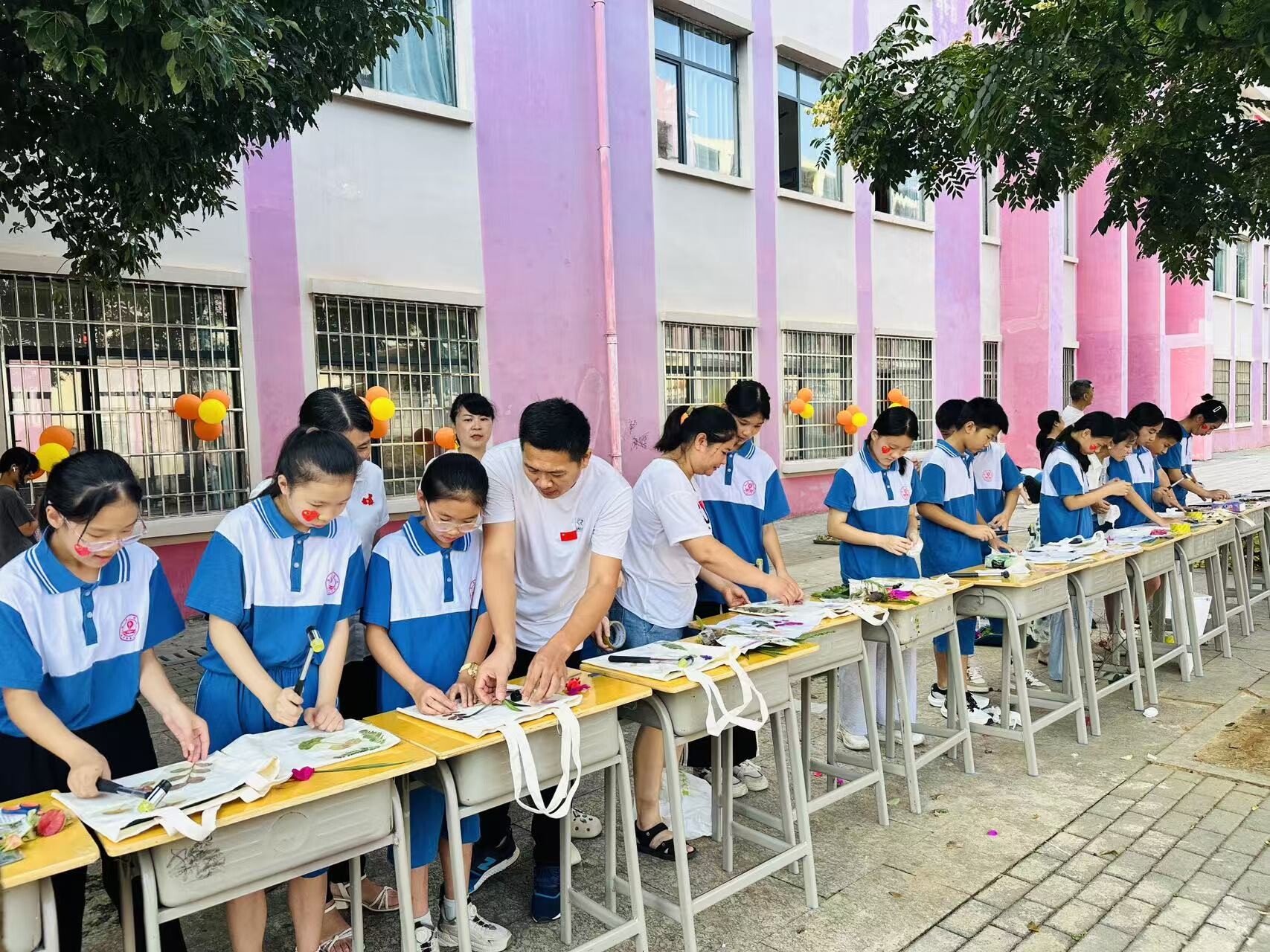永州市第九中学：栾果映红旗  挂香染月裳