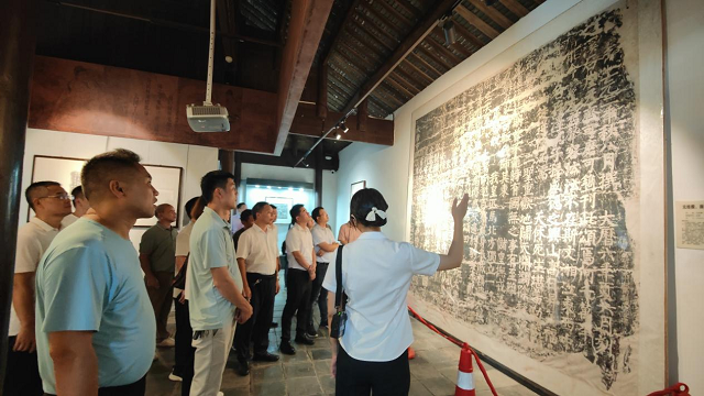 零陵区2025年秋季乡科级干部进修班赴柳子庙开展廉政教育活动