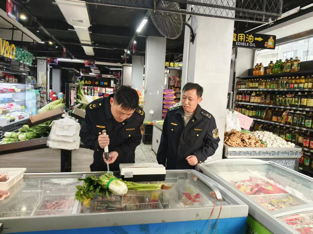 零陵：“快检”技术筑牢食品安全防护网