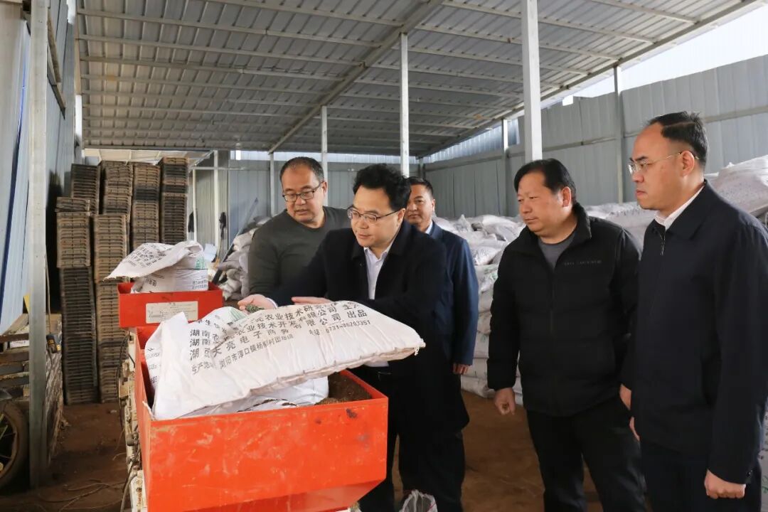 赵立平赴乡镇街道调研强调：坚持党建引领 推进乡村振兴