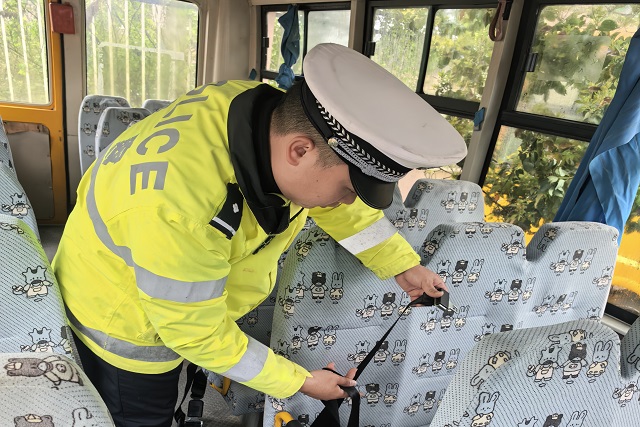 零陵交管大队联合多部门开展校车安全专项检查