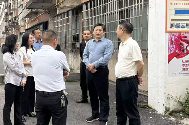 唐基归督导调研文明创建工作