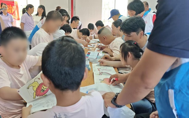 零陵区举办“传递爱心 共享阳光”活动 为特殊儿童送去温暖