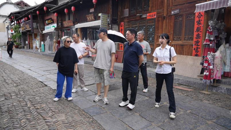 《永冲锋》剧组走进零陵实地踩点取景 “湘超”逆袭传奇将搬上大银幕